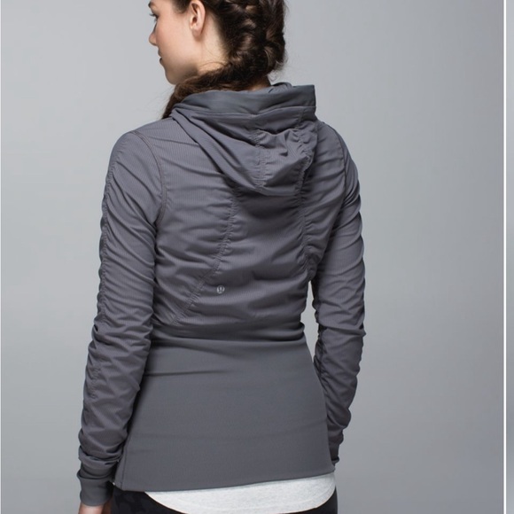 Lululemon Dance Studio Jacket III
Soot Light/Size 4 - Picture 3 of 8